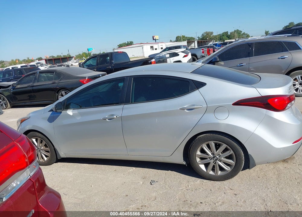 2015 HYUNDAI ELANTRA SE VIN: 5NPDH4AE9FH605724