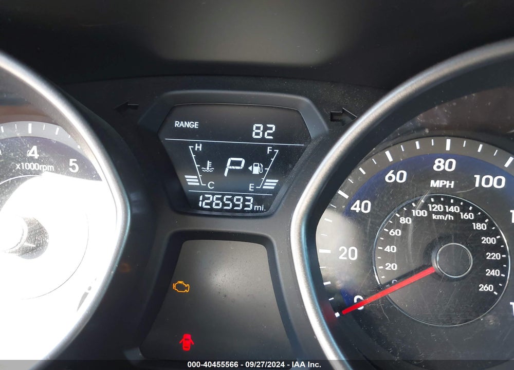 2015 HYUNDAI ELANTRA SE VIN: 5NPDH4AE9FH605724