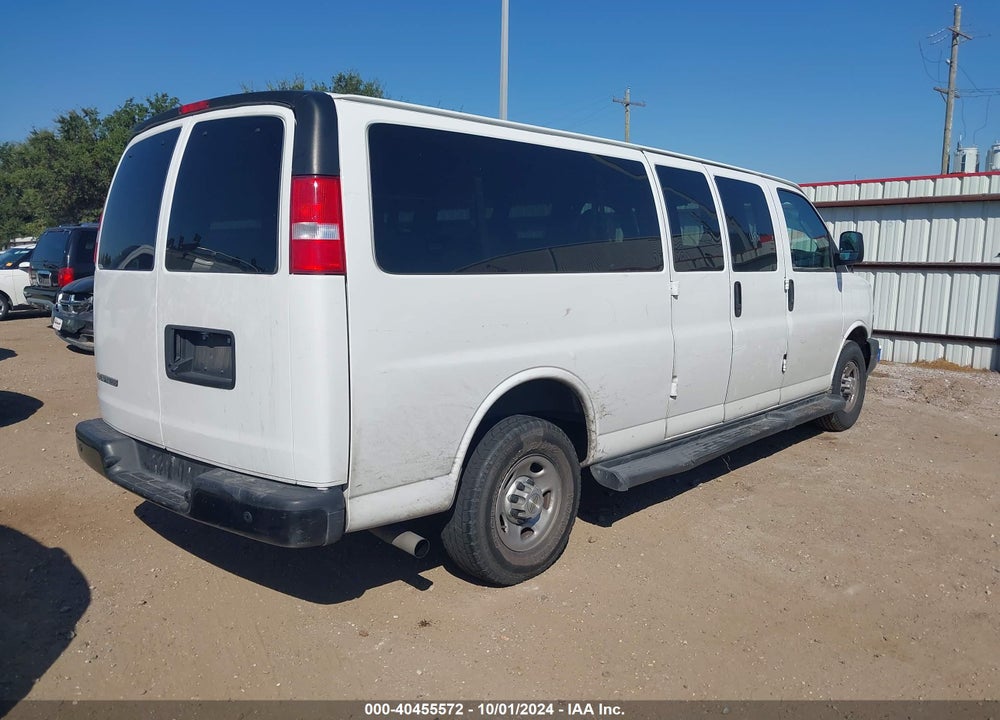 2022 CHEVROLET EXPRESS PASSENGER RWD 3500 EXTENDED WHEELBASE LS VIN: 1GAZGNFP1N1287346