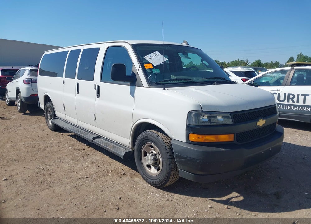 2022 CHEVROLET EXPRESS PASSENGER RWD 3500 EXTENDED WHEELBASE LS VIN: 1GAZGNFP1N1287346