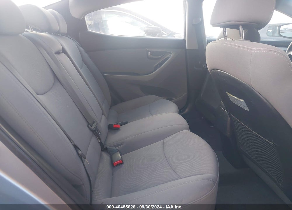 2015 HYUNDAI ELANTRA SE VIN: 5NPDH4AE0FH616806