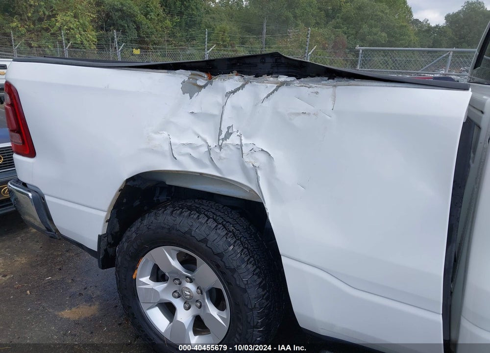 2019 RAM 1500 VIN: 1C6RREMT5KN835863