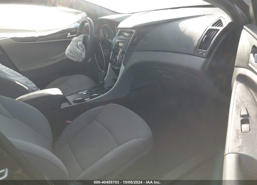 2014 HYUNDAI SONATA GLS VIN: 5NPEB4AC5EH917719