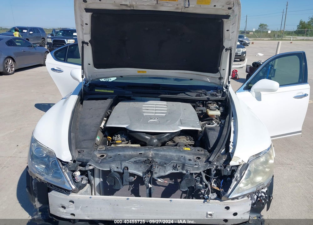 2007 LEXUS LS 460 VIN: JTHBL46F275038781