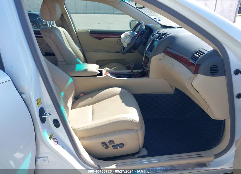 2007 LEXUS LS 460 VIN: JTHBL46F275038781