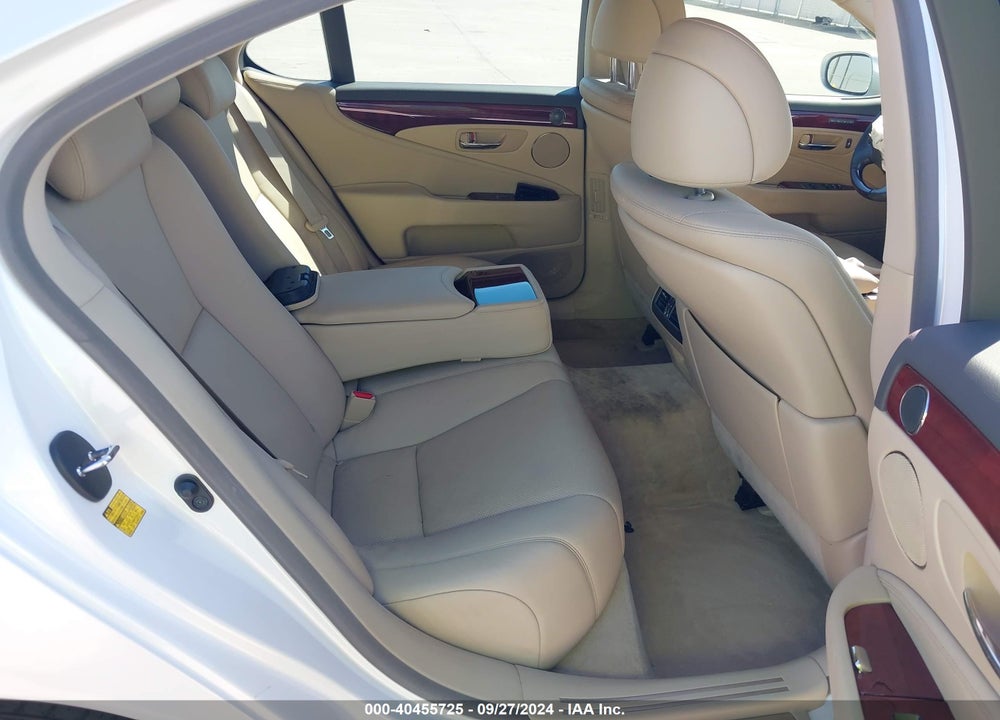 2007 LEXUS LS 460 VIN: JTHBL46F275038781