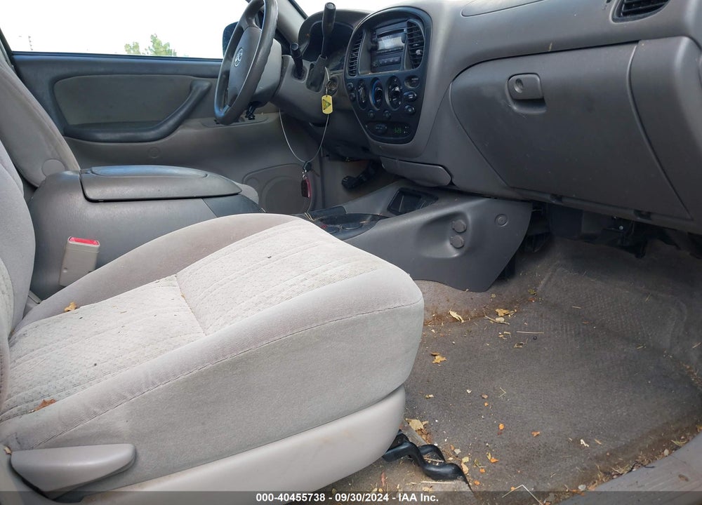2006 TOYOTA TUNDRA SR5 V8 VIN: 5TBDT441X6S545284