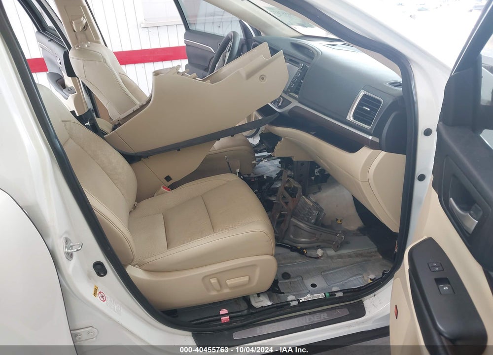2016 TOYOTA HIGHLANDER LIMITED V6 VIN: 5TDYKRFH4GS126772