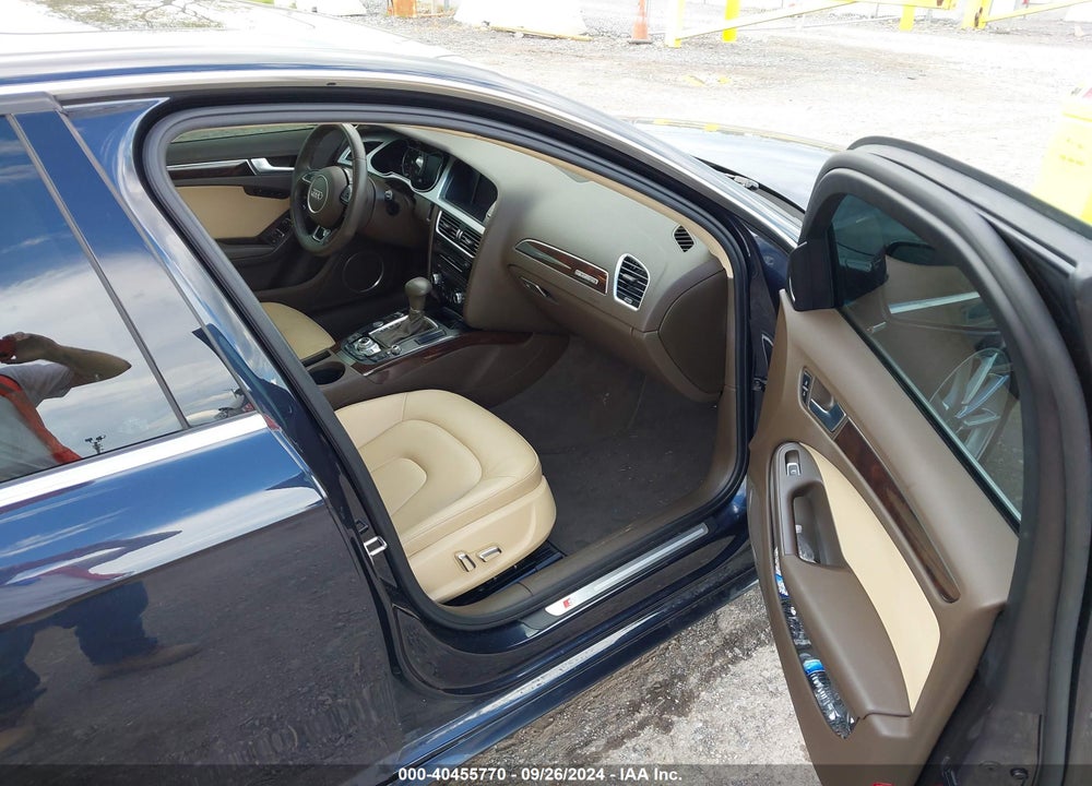 2016 AUDI A4 2.0T PREMIUM VIN: WAUFFAFL6GN003172