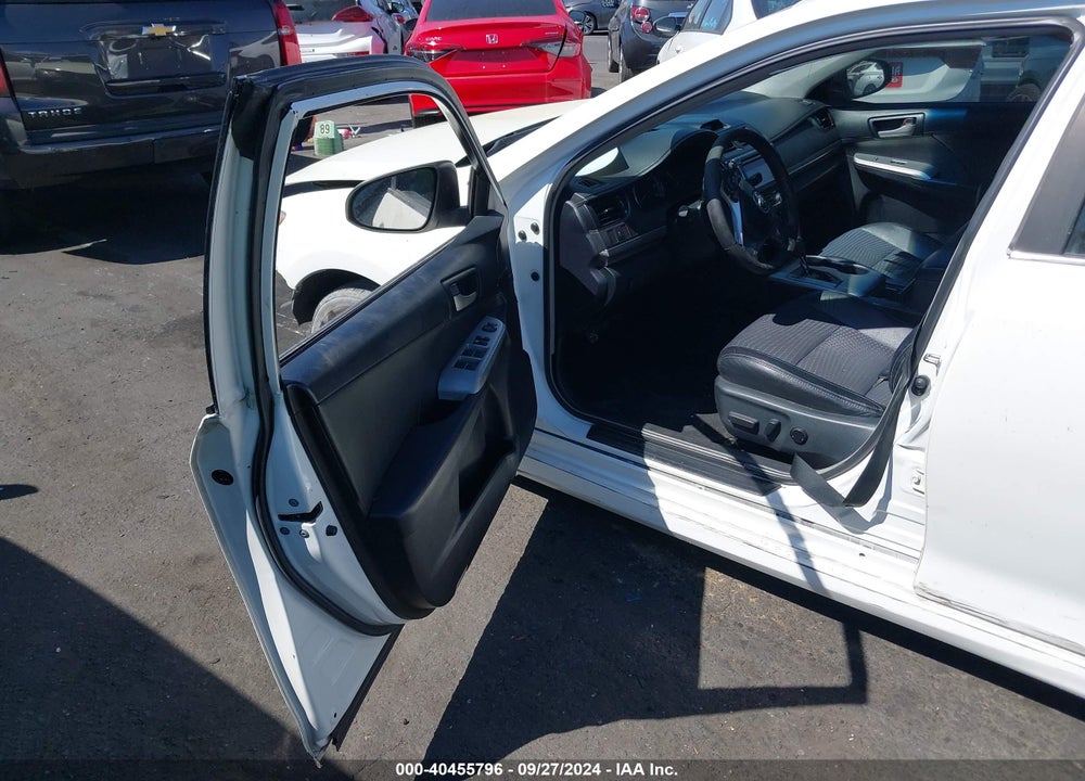 2013 TOYOTA CAMRY SE VIN: 4T1BF1FK4DU666892