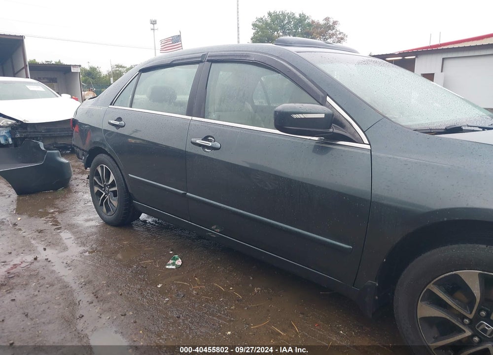 2005 HONDA ACCORD 2.4 EX VIN: 1HGCM56705A018973
