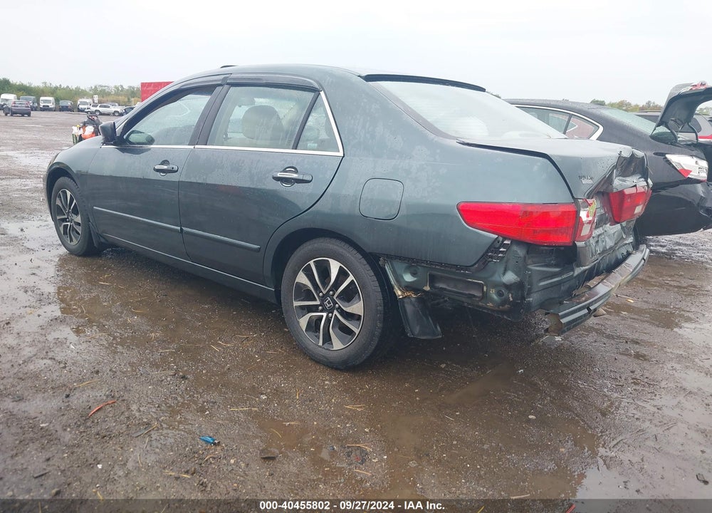2005 HONDA ACCORD 2.4 EX VIN: 1HGCM56705A018973
