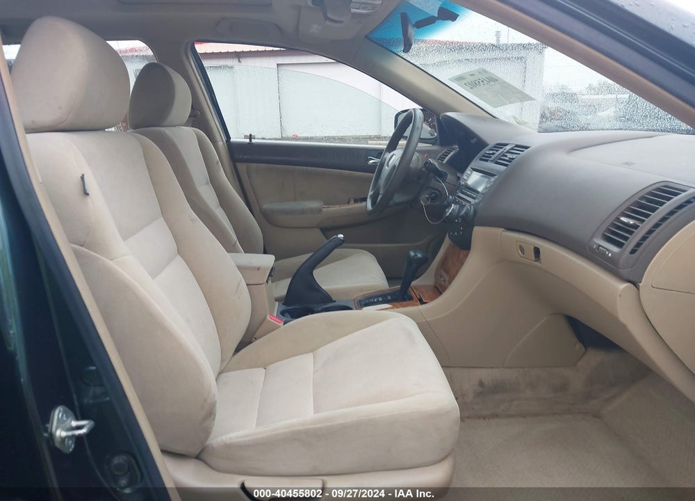 2005 HONDA ACCORD 2.4 EX VIN: 1HGCM56705A018973