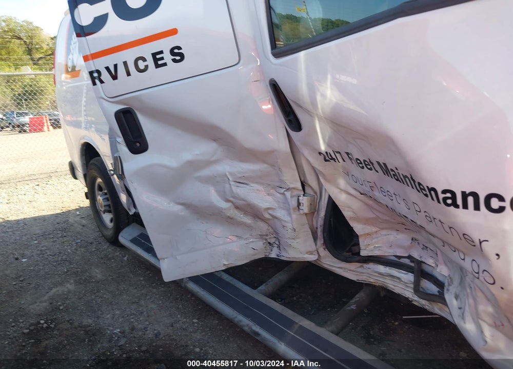 2022 GMC SAVANA CARGO RWD 2500 REGULAR WHEELBASE WORK VAN VIN: 1GTW7AFP0N1147890