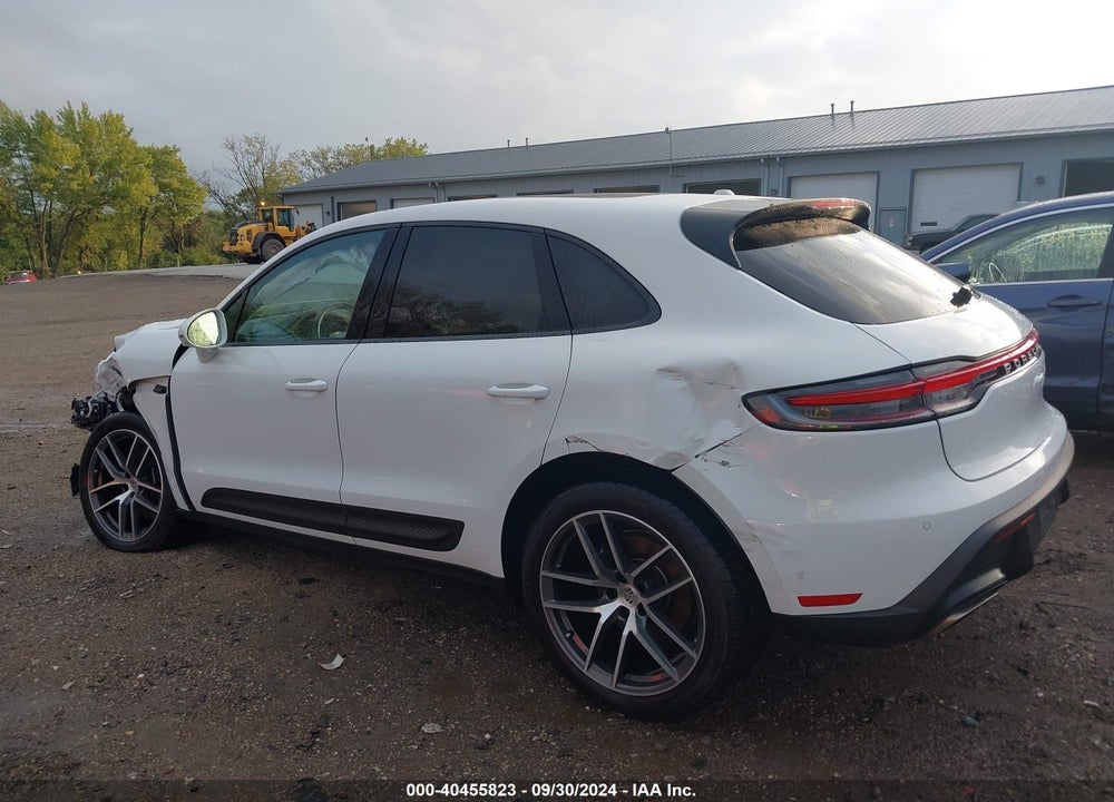 2022 PORSCHE MACAN VIN: WP1AA2A50NLB07268