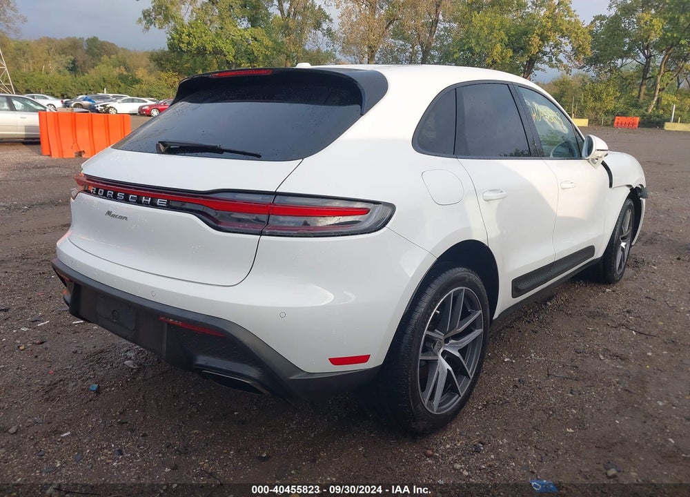 2022 PORSCHE MACAN VIN: WP1AA2A50NLB07268