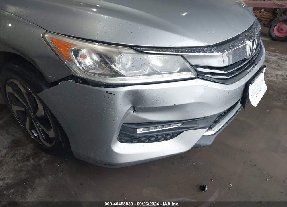 2017 HONDA ACCORD EX VIN: 1HGCR2F71HA162939