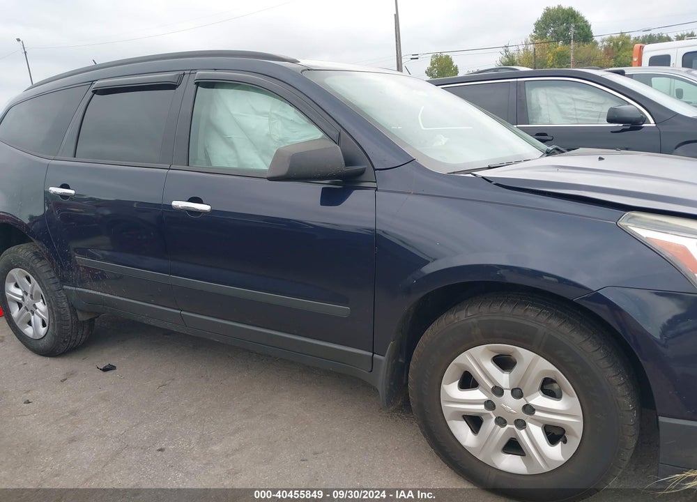 2015 CHEVROLET TRAVERSE LS VIN: 1GNKVFEDXFJ191526
