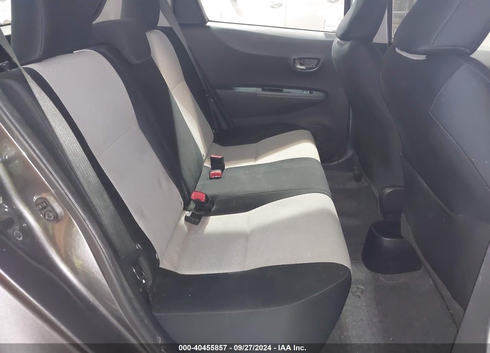 2012 TOYOTA YARIS LE VIN: JTDKTUD37CD511617