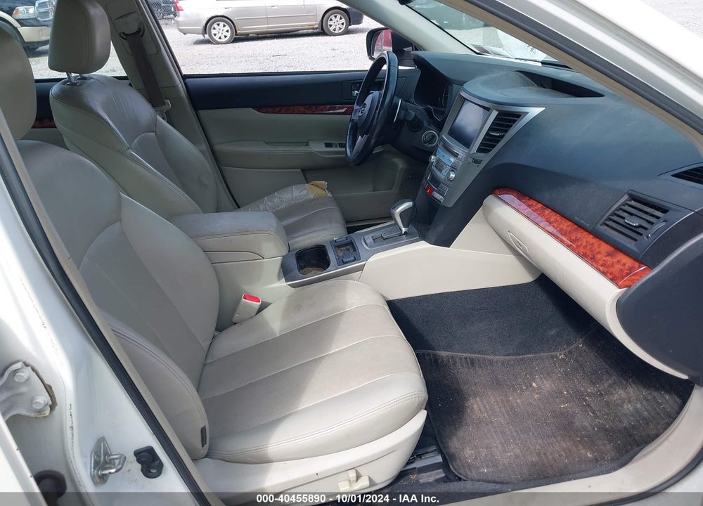 2011 SUBARU LEGACY 2.5I LIMITED VIN: 4S3BMBL65B3222902