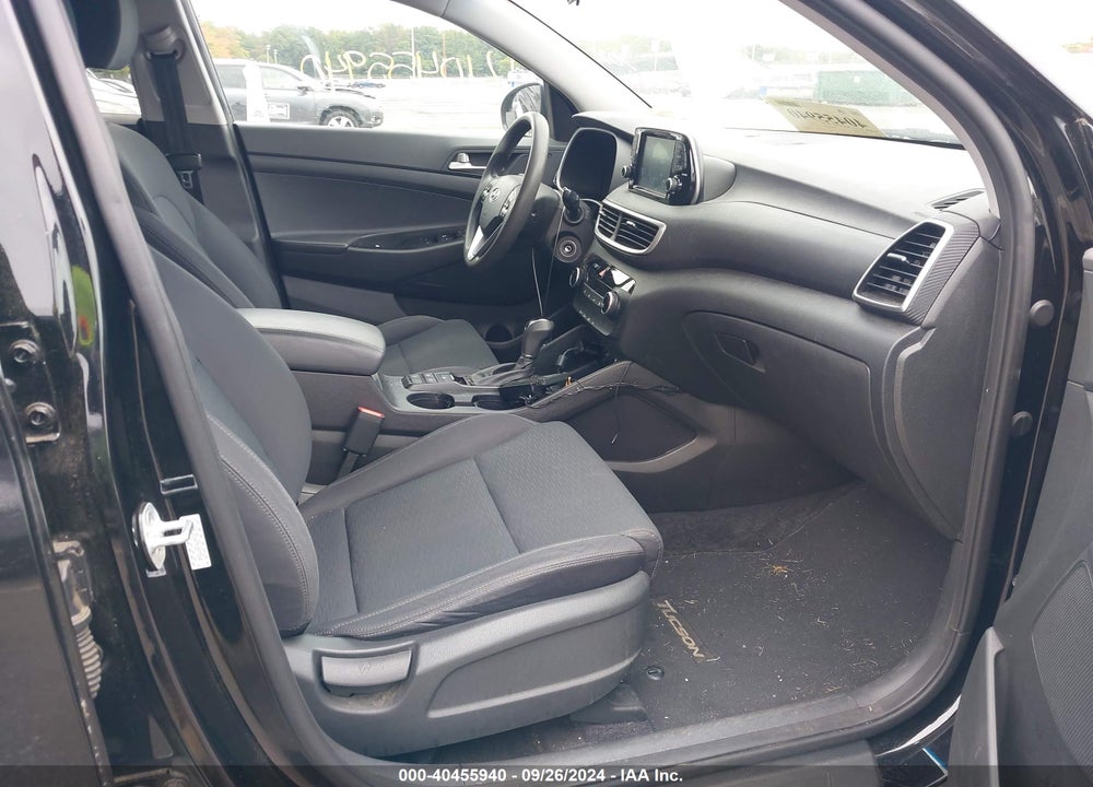 2019 HYUNDAI TUCSON SE VIN: KM8J2CA47KU877240