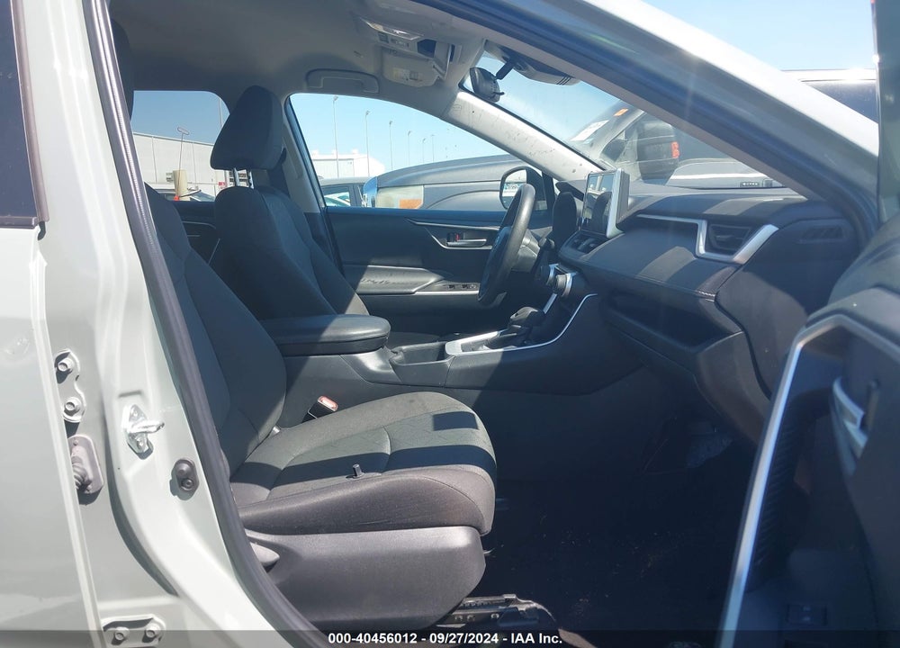 2023 TOYOTA RAV4 XLE VIN: 2T3W1RFV4PW276931