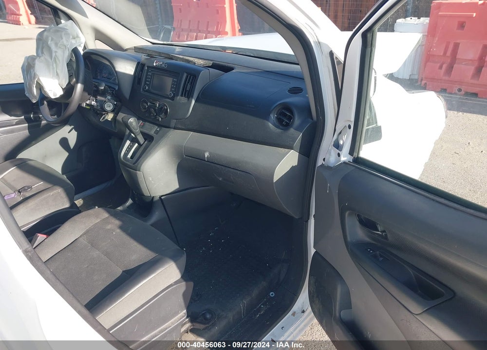 2018 NISSAN NV200 SV VIN: 3N6CM0KN5JK691561