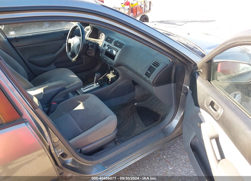 2005 HONDA CIVIC VP VIN: 2HGES16325H623132