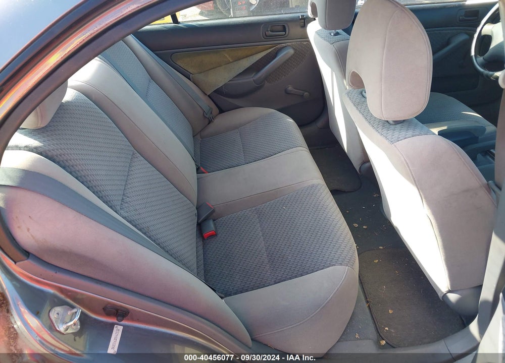 2005 HONDA CIVIC VP VIN: 2HGES16325H623132