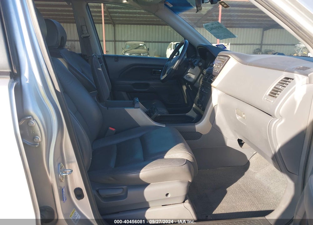 2007 HONDA PILOT EX-L VIN: 5FNYF28547B042566