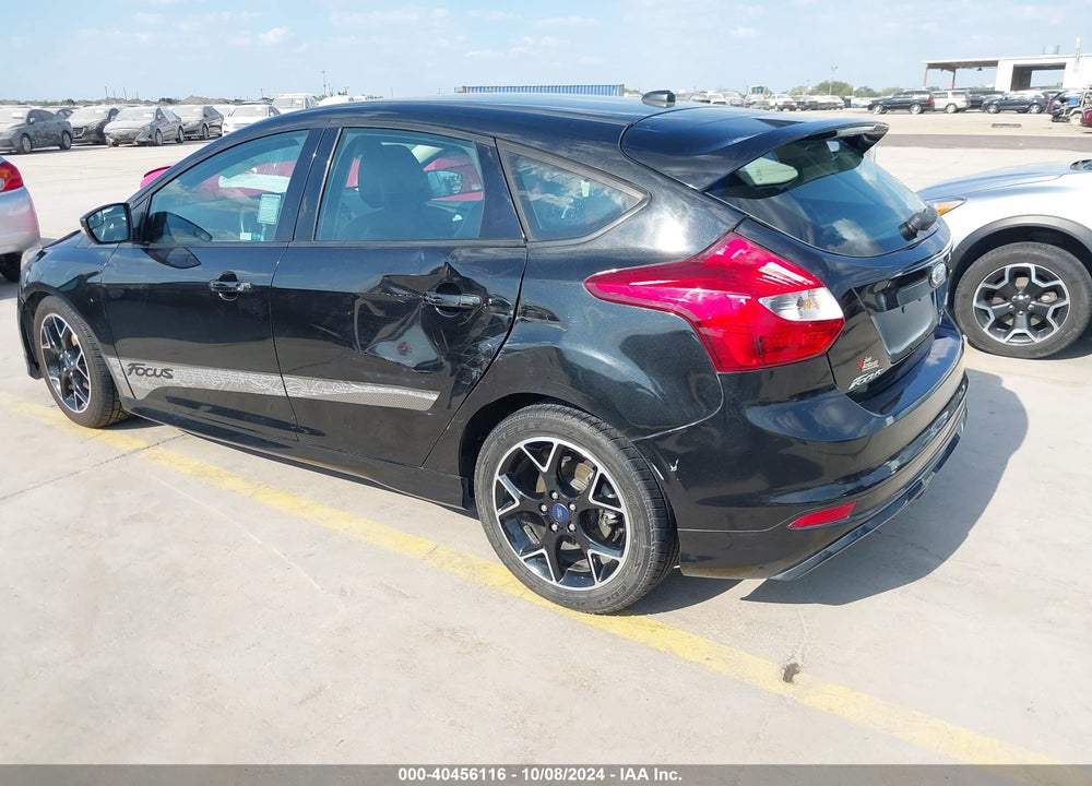 2014 FORD FOCUS SE VIN: 1FADP3K25EL156902