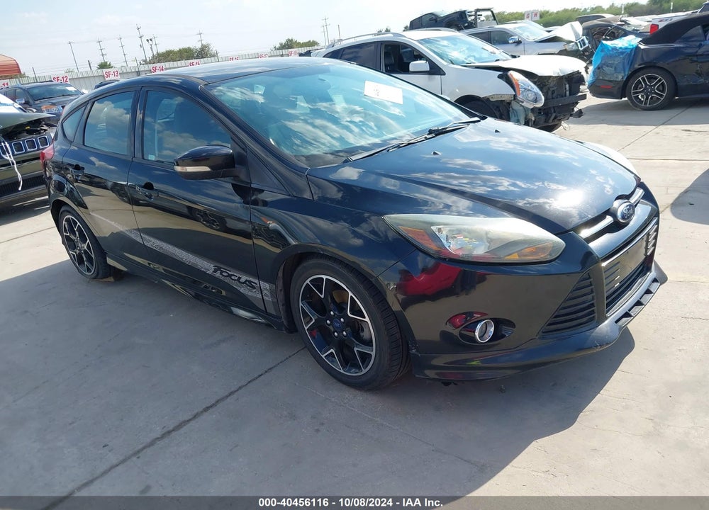 2014 FORD FOCUS SE VIN: 1FADP3K25EL156902
