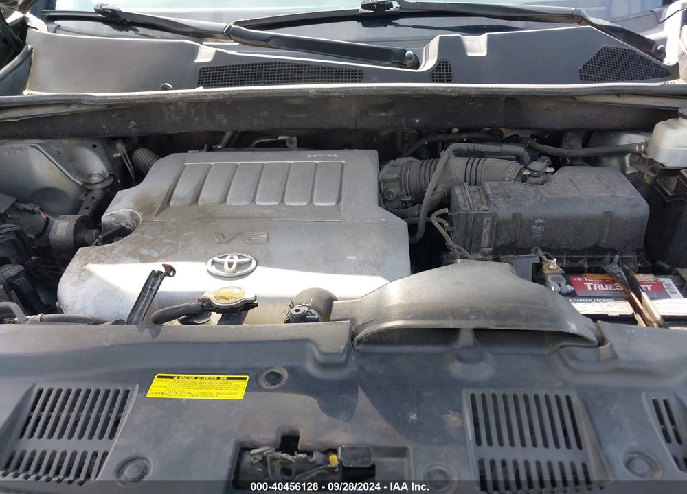 2010 TOYOTA HIGHLANDER LIMITED V6 VIN: 5TDYK3EH1AS015070