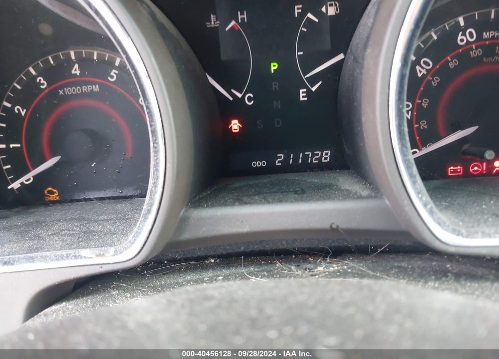 2010 TOYOTA HIGHLANDER LIMITED V6 VIN: 5TDYK3EH1AS015070