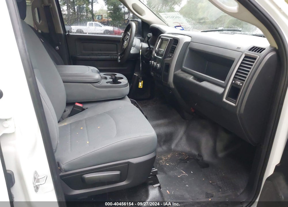 2018 RAM 2500 TRADESMAN 4X4 8' BOX VIN: 3C6UR5HL3JG295991