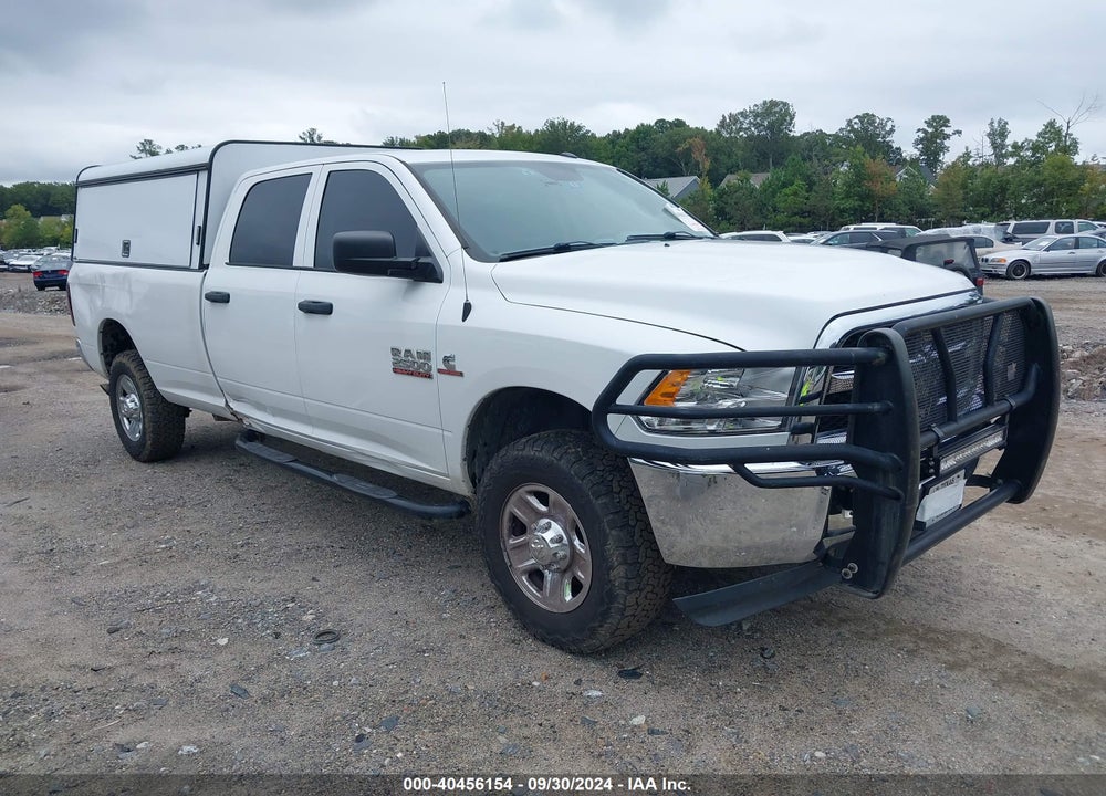 2018 RAM 2500 TRADESMAN 4X4 8' BOX VIN: 3C6UR5HL3JG295991
