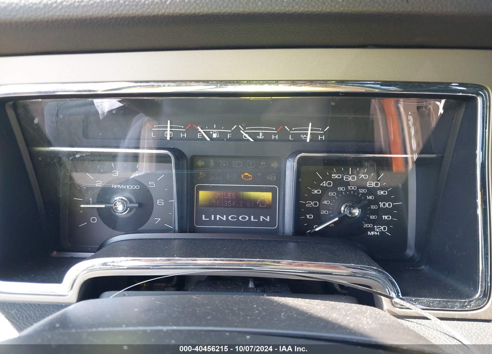 2014 LINCOLN NAVIGATOR VIN: 5LMJJ2H55EEL03310