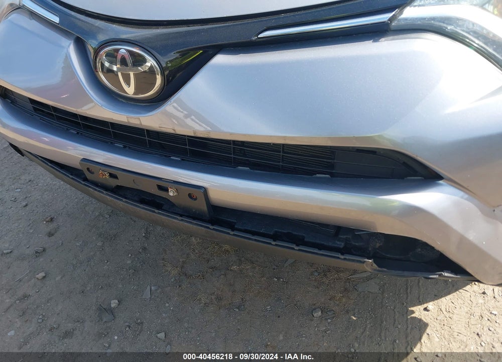 2017 TOYOTA RAV4 LE VIN: 2T3BFREVXHW602153