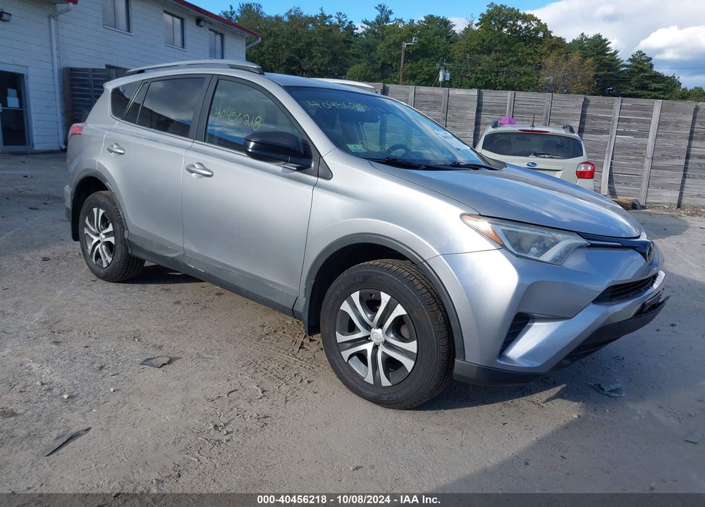 2017 TOYOTA RAV4 LE VIN: 2T3BFREVXHW602153