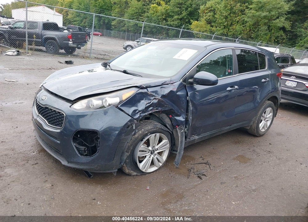 2018 KIA SPORTAGE LX VIN: KNDPM3AC3J7359932