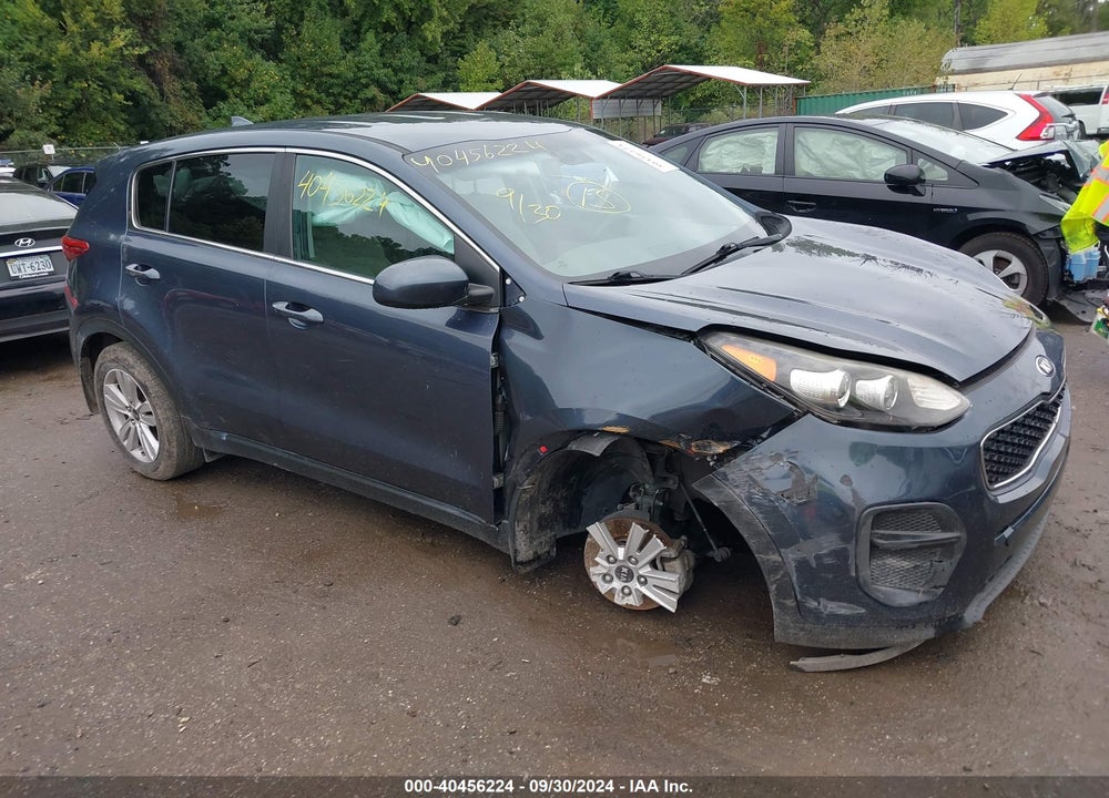 2018 KIA SPORTAGE LX VIN: KNDPM3AC3J7359932