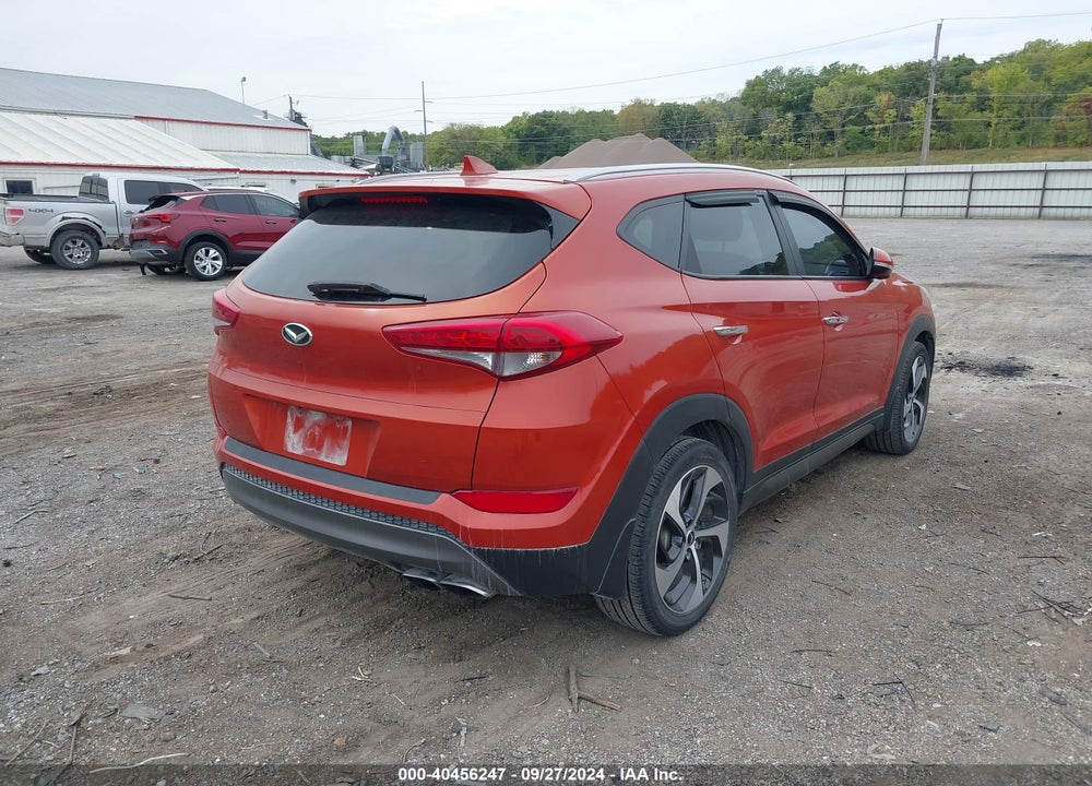2016 HYUNDAI TUCSON LIMITED VIN: KM8J33A28GU136310