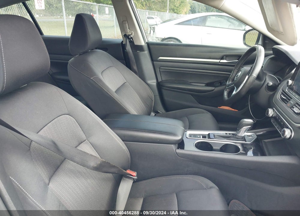 2022 NISSAN ALTIMA SV FWD VIN: 1N4BL4DV3NN313203