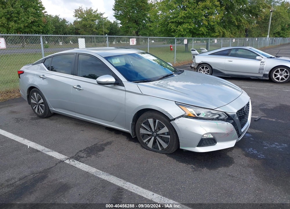 2022 NISSAN ALTIMA SV FWD VIN: 1N4BL4DV3NN313203