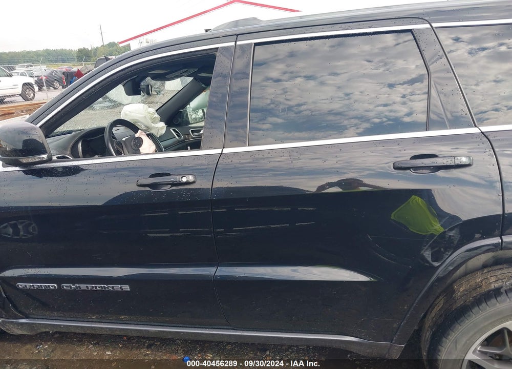 2018 CHEROKEE JEEP GRAND  STERLING EDITION 4X4 VIN: 1C4RJFBG7JC157039