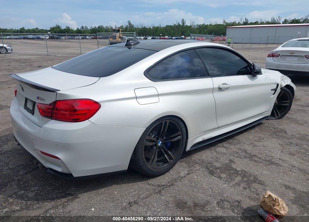 2017 BMW M4 VIN: WBS3R9C54HK709618