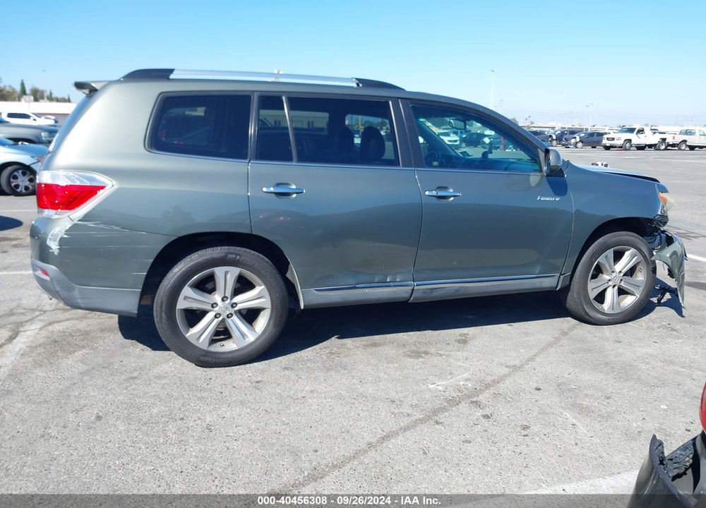 2013 TOYOTA HIGHLANDER LIMITED V6 VIN: 5TDYK3EH1DS135357