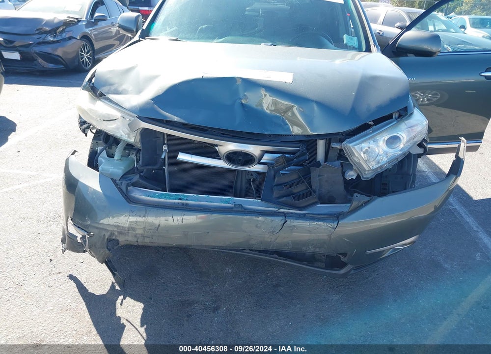 2013 TOYOTA HIGHLANDER LIMITED V6 VIN: 5TDYK3EH1DS135357