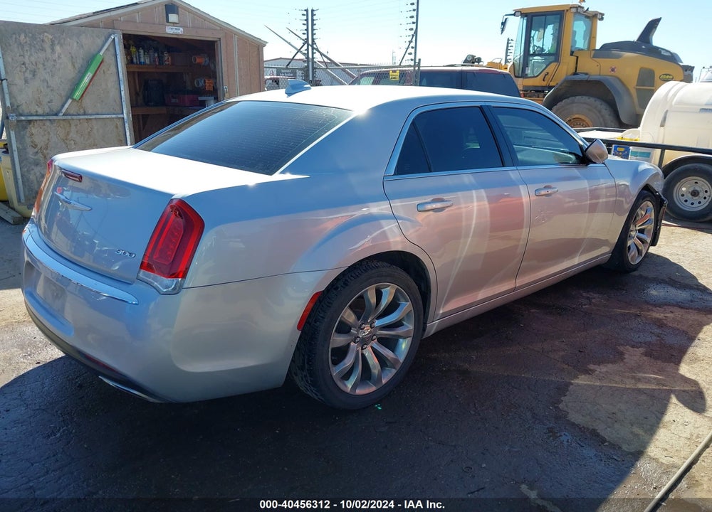 2019 CHRYSLER 300 TOURING L VIN: 2C3CCAAG4KH666318