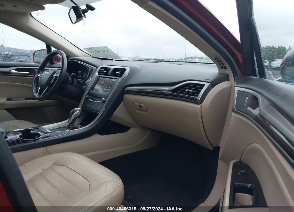 2015 FORD FUSION SE VIN: 3FA6P0HD8FR114680